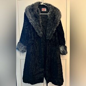 Elegant Black Faux Fur Trimmed Coat